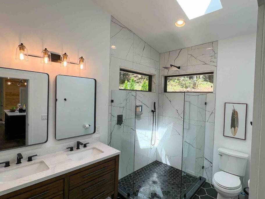 Villa Modern Mountain Getaway With Hot Tub, Fire Pit Sautee Nacoochee Esterno foto