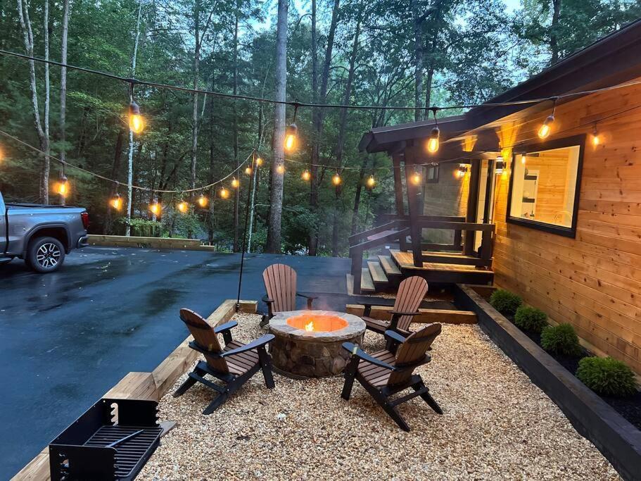 Villa Modern Mountain Getaway With Hot Tub, Fire Pit Sautee Nacoochee Esterno foto